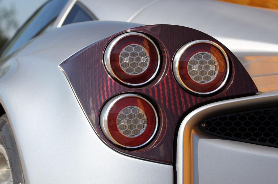  Pagani Huayra 2013 года  (фото 33 из 56)